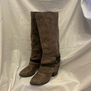 Fergalicious! Boots perfect for fall!